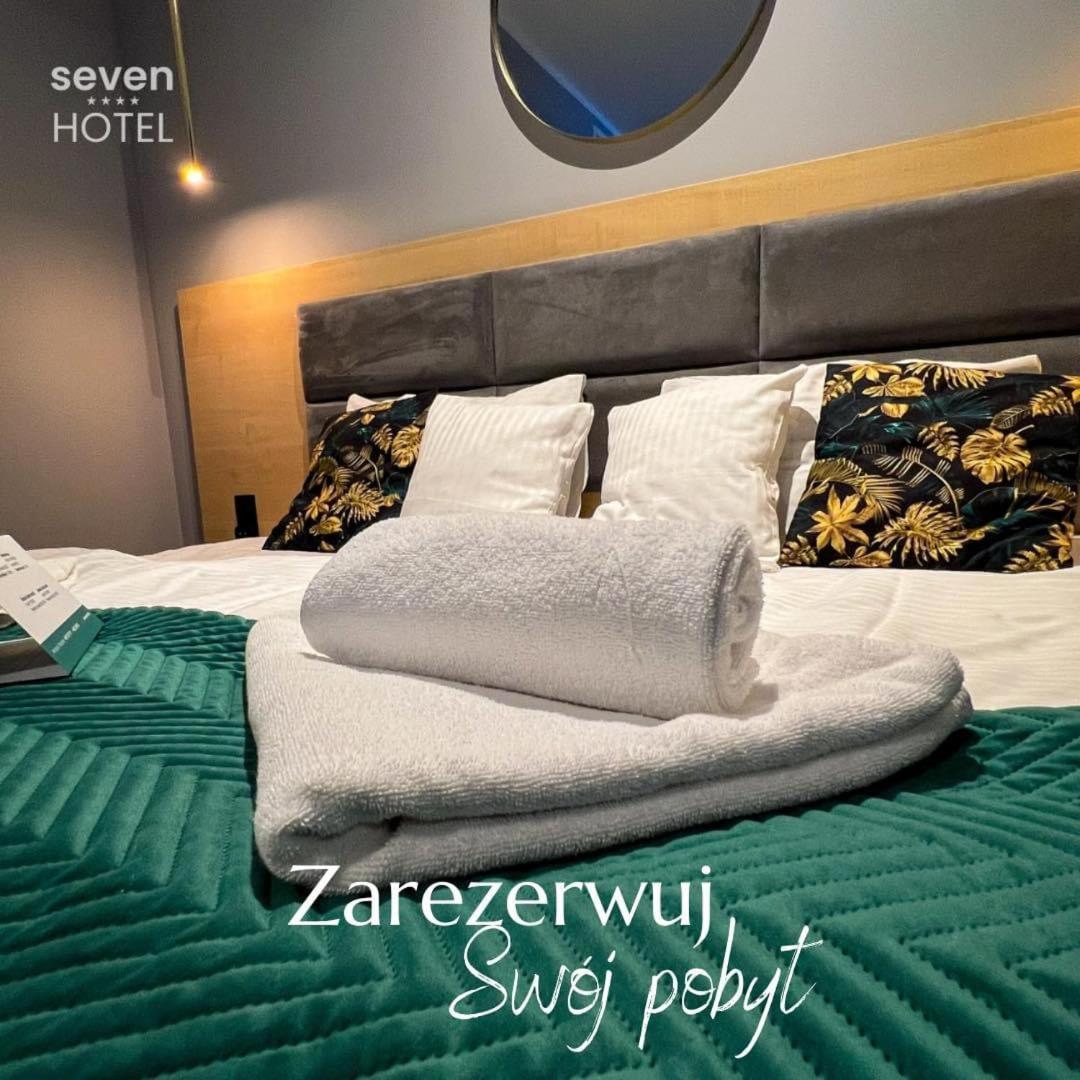 Seven Hotel Bytom - Katowice Buitenkant foto